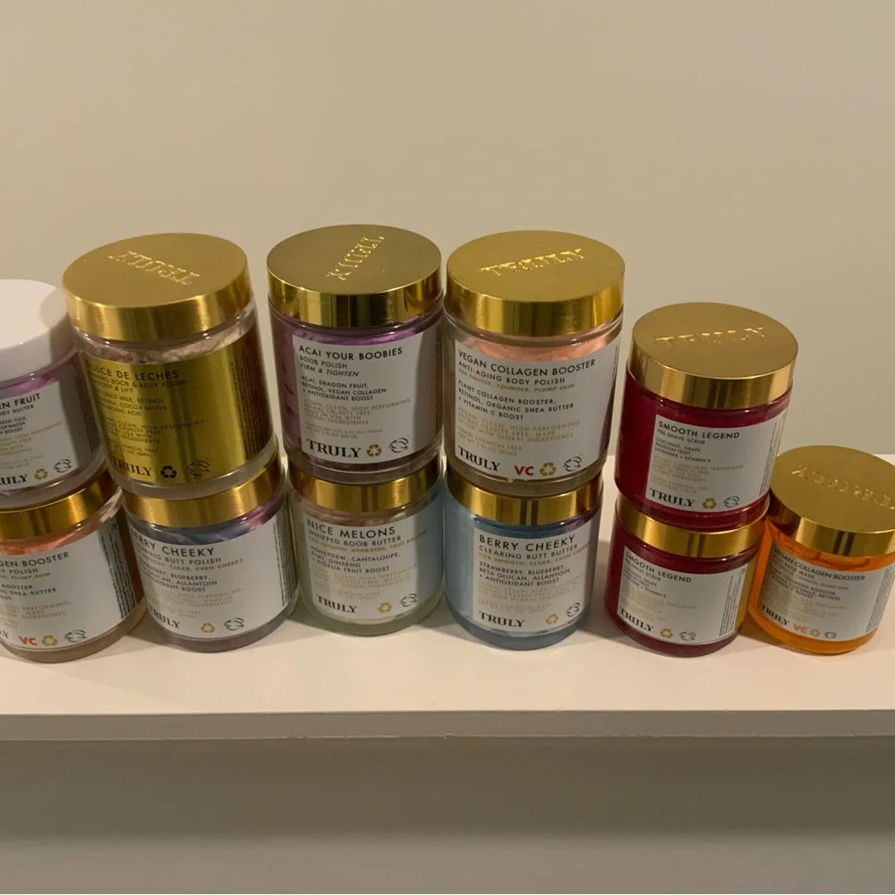 TRULY Skincare Moisturizer Set - Gold, White, Pink, Red, Blue - Picture 5 of 6